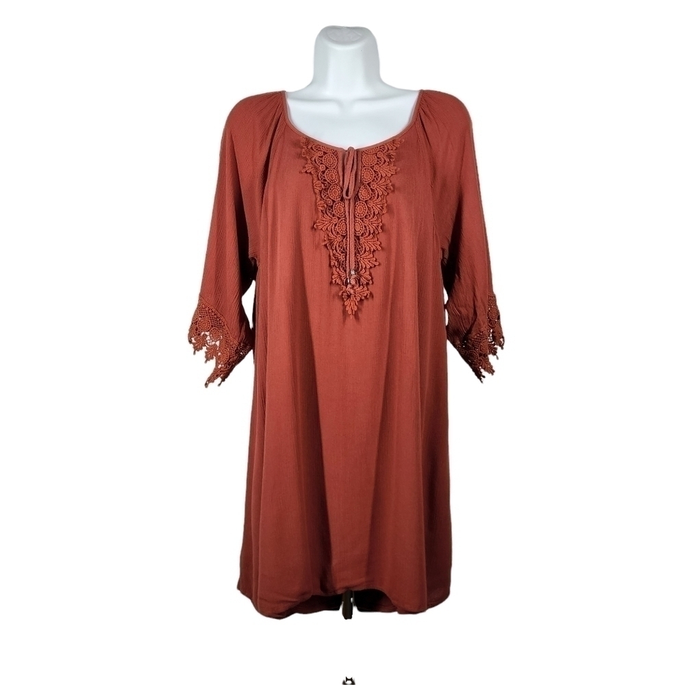 NAIF ROUND NECK DRESS - Picture 1 of 9